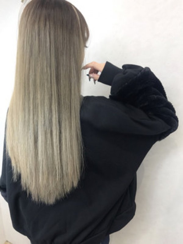 秋冬はロングヘアー！！そこでシールエクステは？