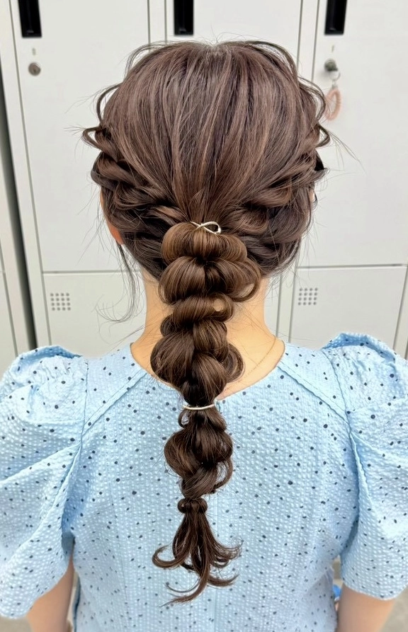 横浜駅近郊徒歩5分｜結婚式のお呼ばれに人気の華やか網おろしヘアセット