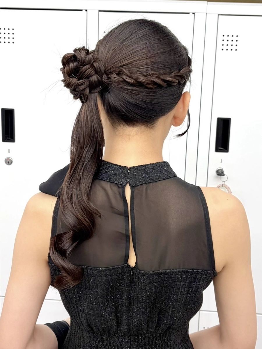 結婚式のお呼ばれヘアに「くるみちゃんヘア」が人気の理由