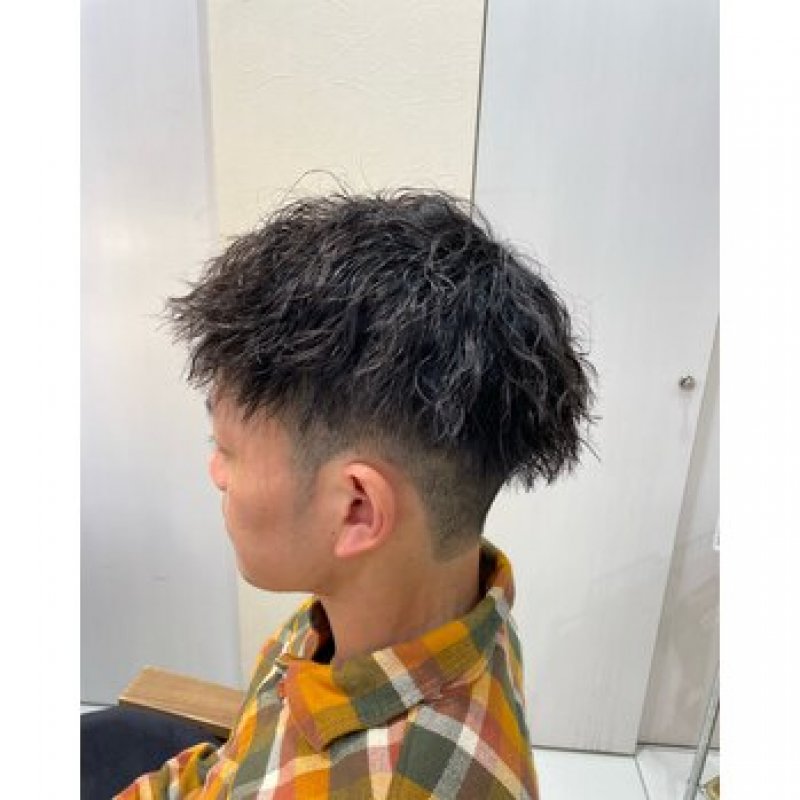 暑くなってきた今、オススメのヘアスタイル！！