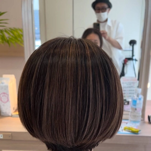 【白髪ぼかし】明るい白髪染め(全体)　￥7700～