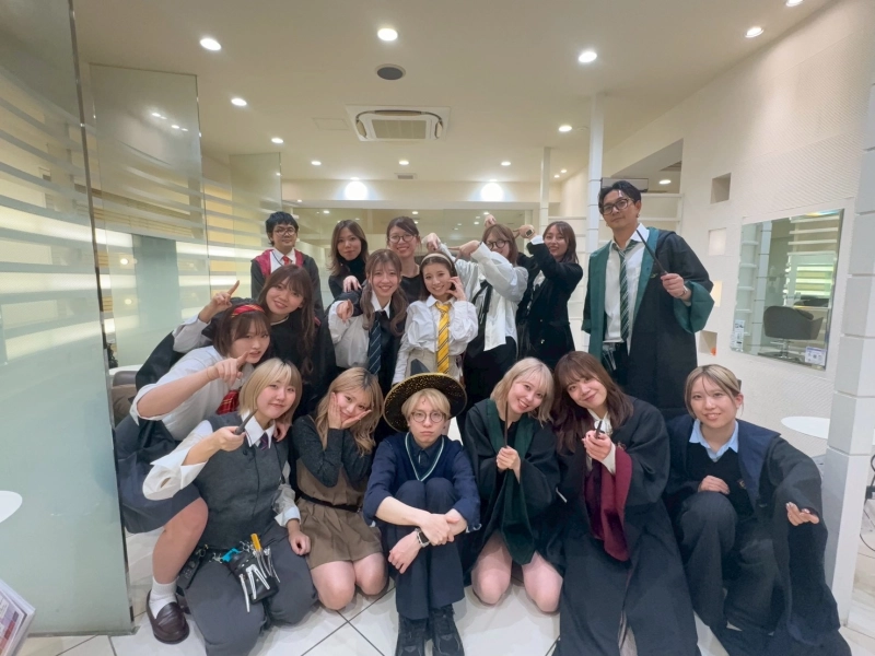 ⭐︎リンクコーデ&プチ仮装でサロンワークで全力笑顔営業⭐︎
