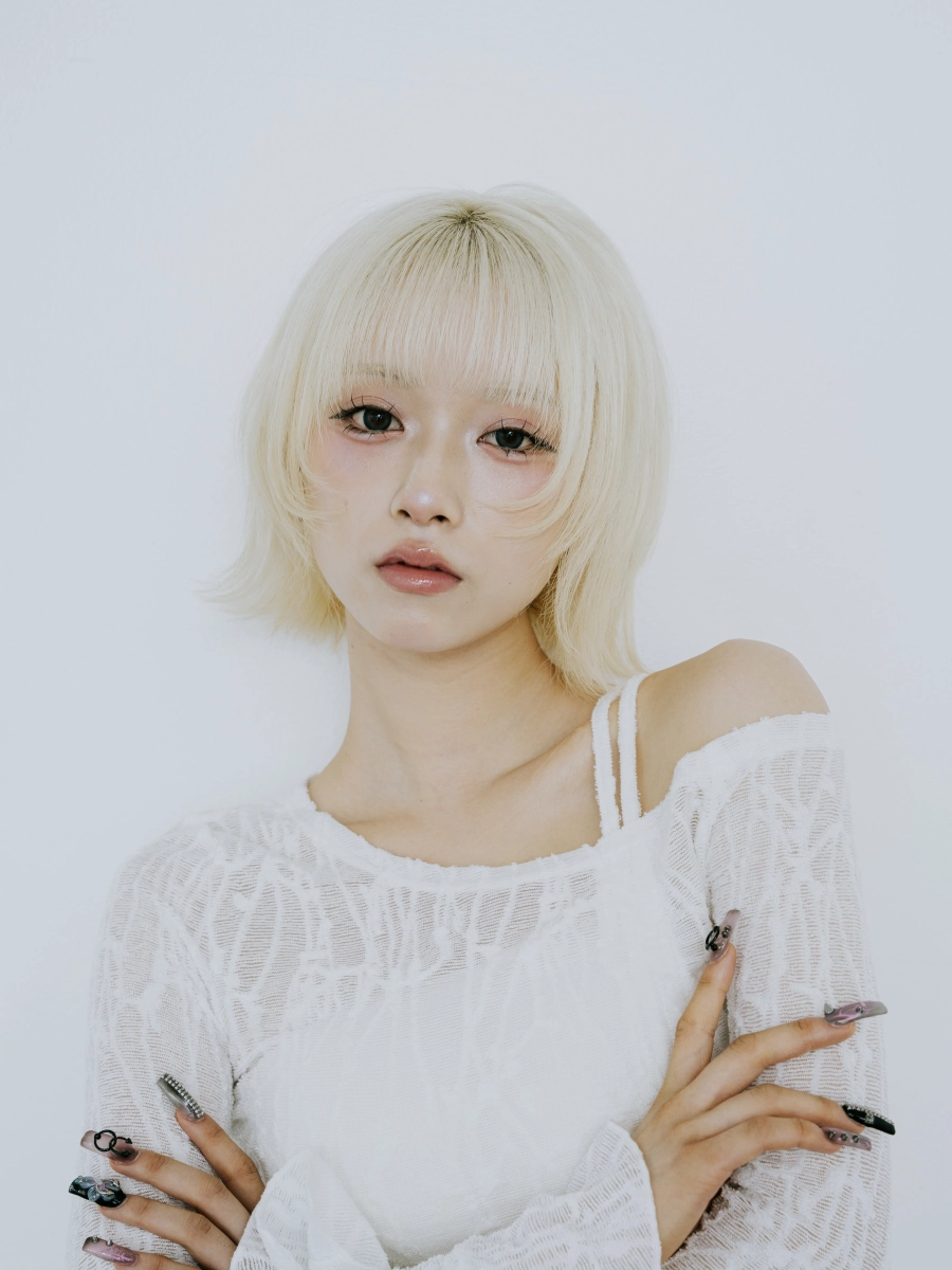 ダブルカラーで可愛さを☆大人気☆抜きっぱなしブリーチ☆この季節もベースカラーはイルミナカラー推しです☆お客様＆スタッフからも大好評☆