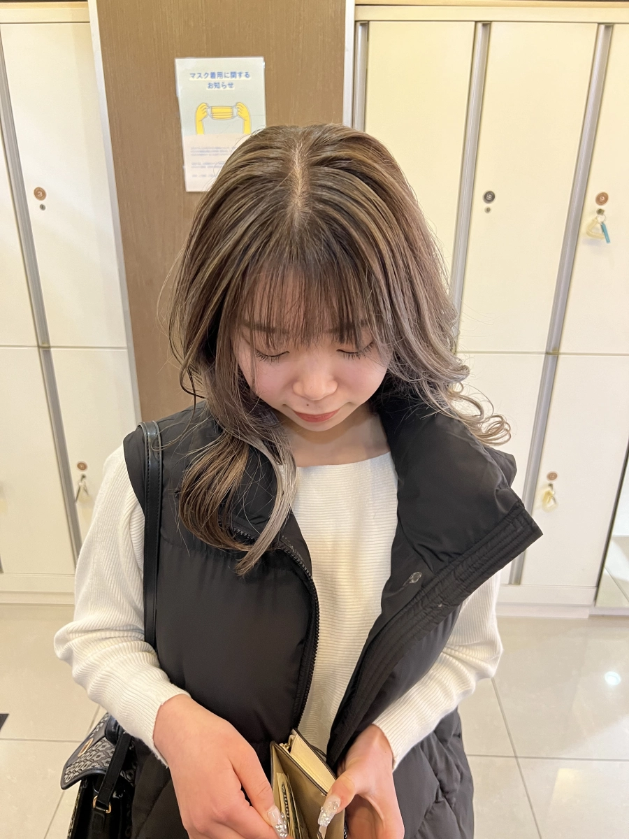 人とちょっと差をつける、、、『大人3Dカラー』がフェイスでは人気！！