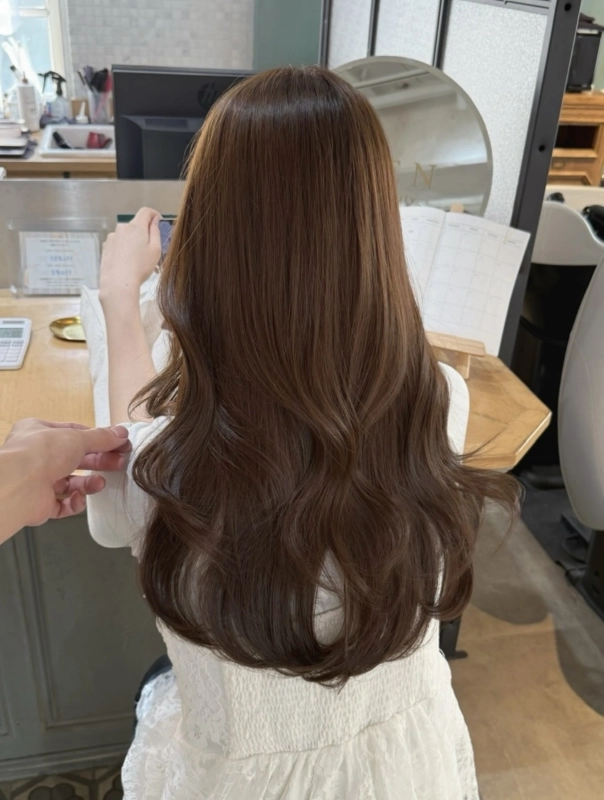 ベージュカラー