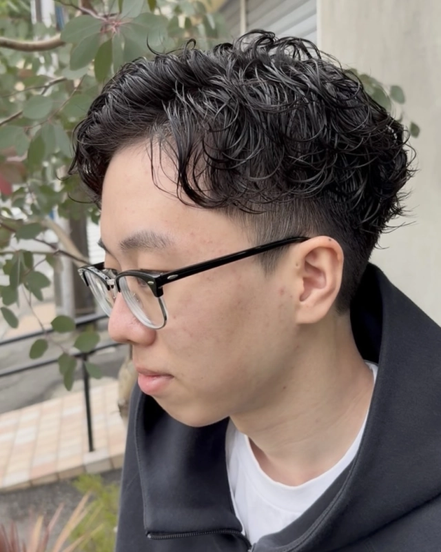 ウェットパーマ×センターパート