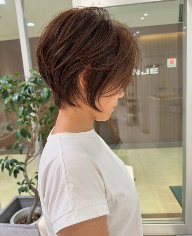 カービングショートボブ