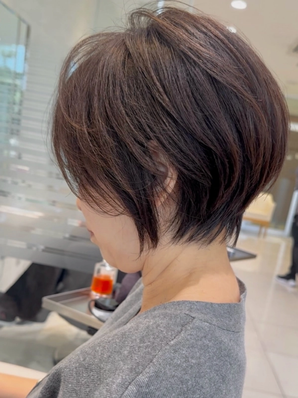 カービングショートボブ